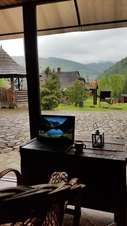 Panska Hata Yaremche Exterior foto
